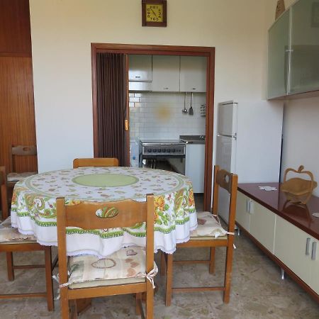 La Baia Di Lori Apartment Pesaro Luaran gambar