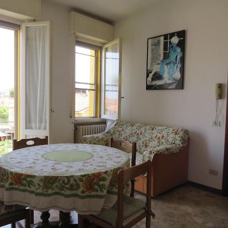 La Baia Di Lori Apartment Pesaro Luaran gambar