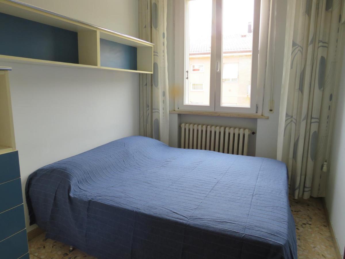 La Baia Di Lori Apartment Pesaro Luaran gambar
